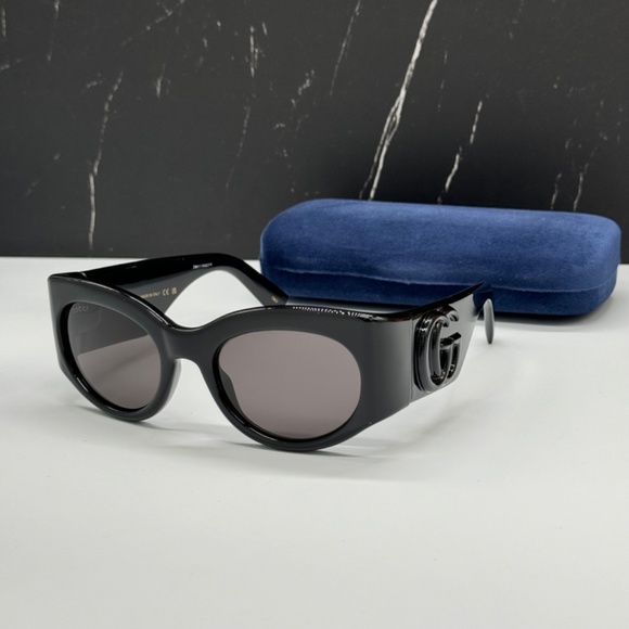 NEW GUCCI GG1544S 001 WOMEN SUNGLASSES GUCCI GG 1544S 001 BLACK GREY EYEWEAR - Picture 3 of 12